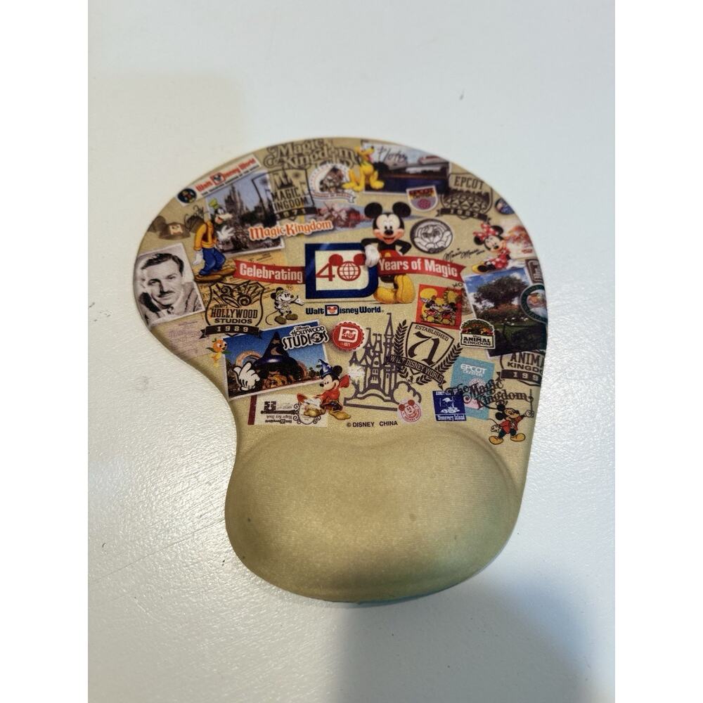 VTG Walt Disney World 40 Years of Magic Gel Mouse Pad Ergonomic Wrist Rest Retro